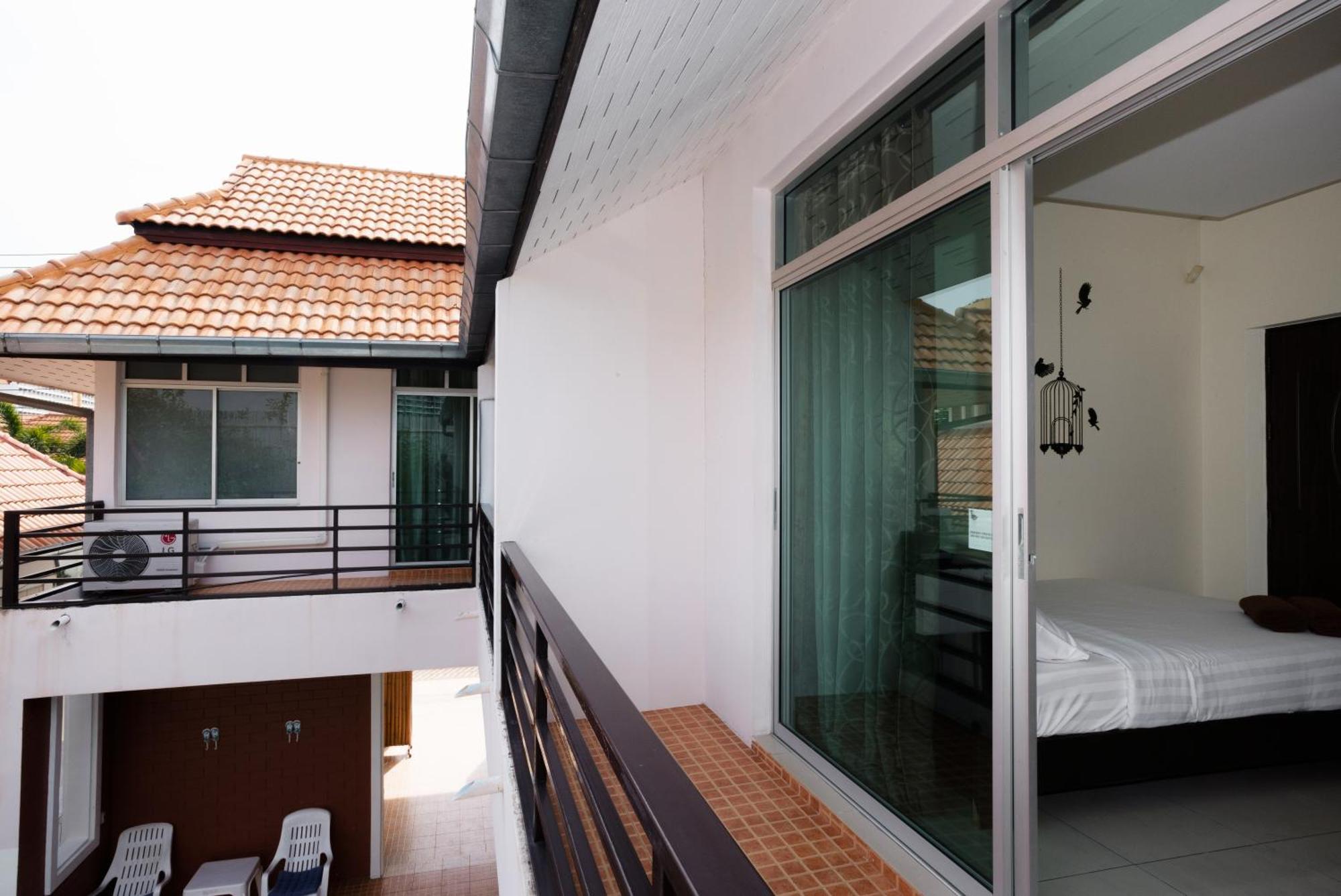 Tw Marina Pool Villa Pattaya Buitenkant foto