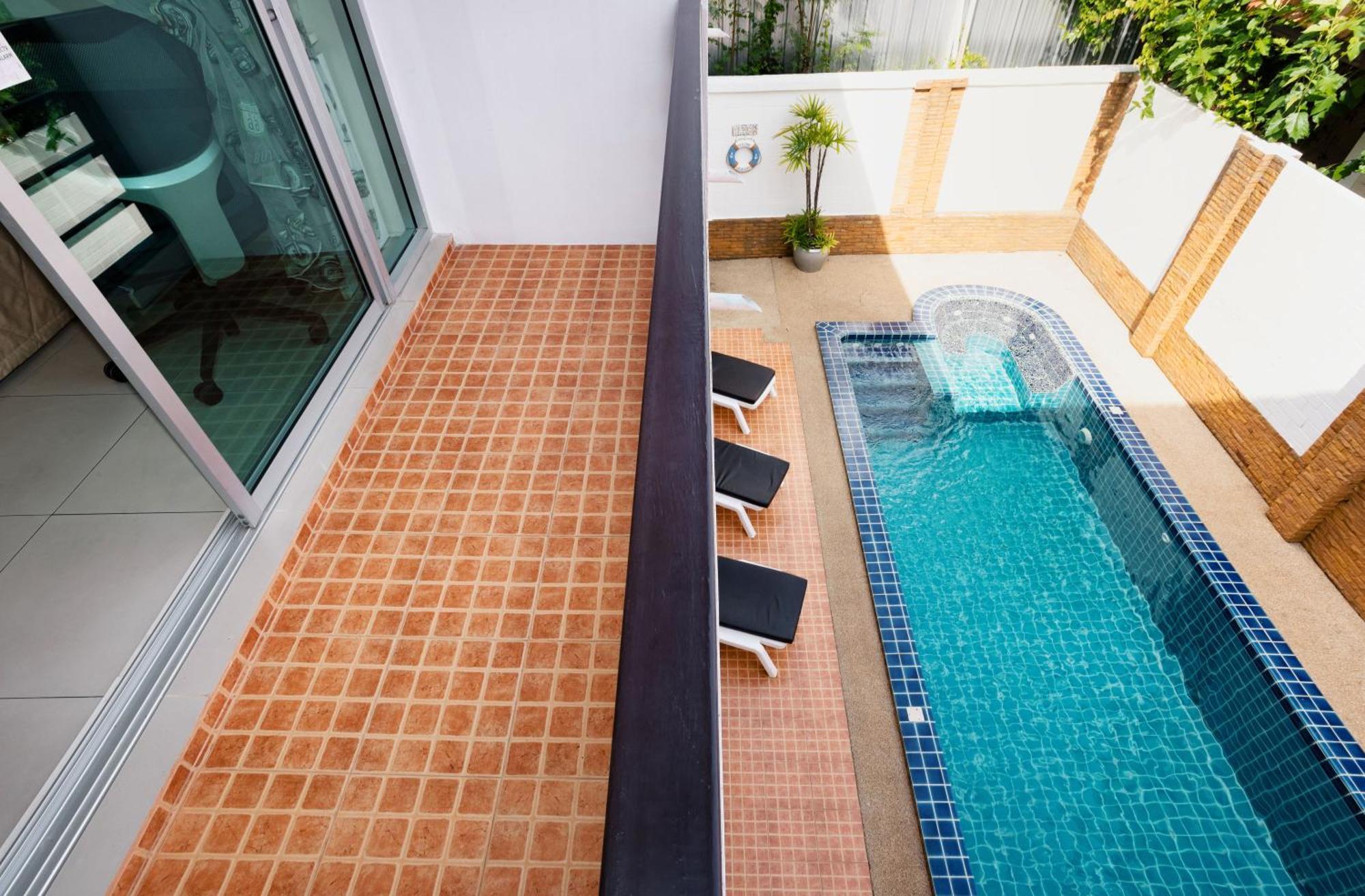 Tw Marina Pool Villa Pattaya Buitenkant foto